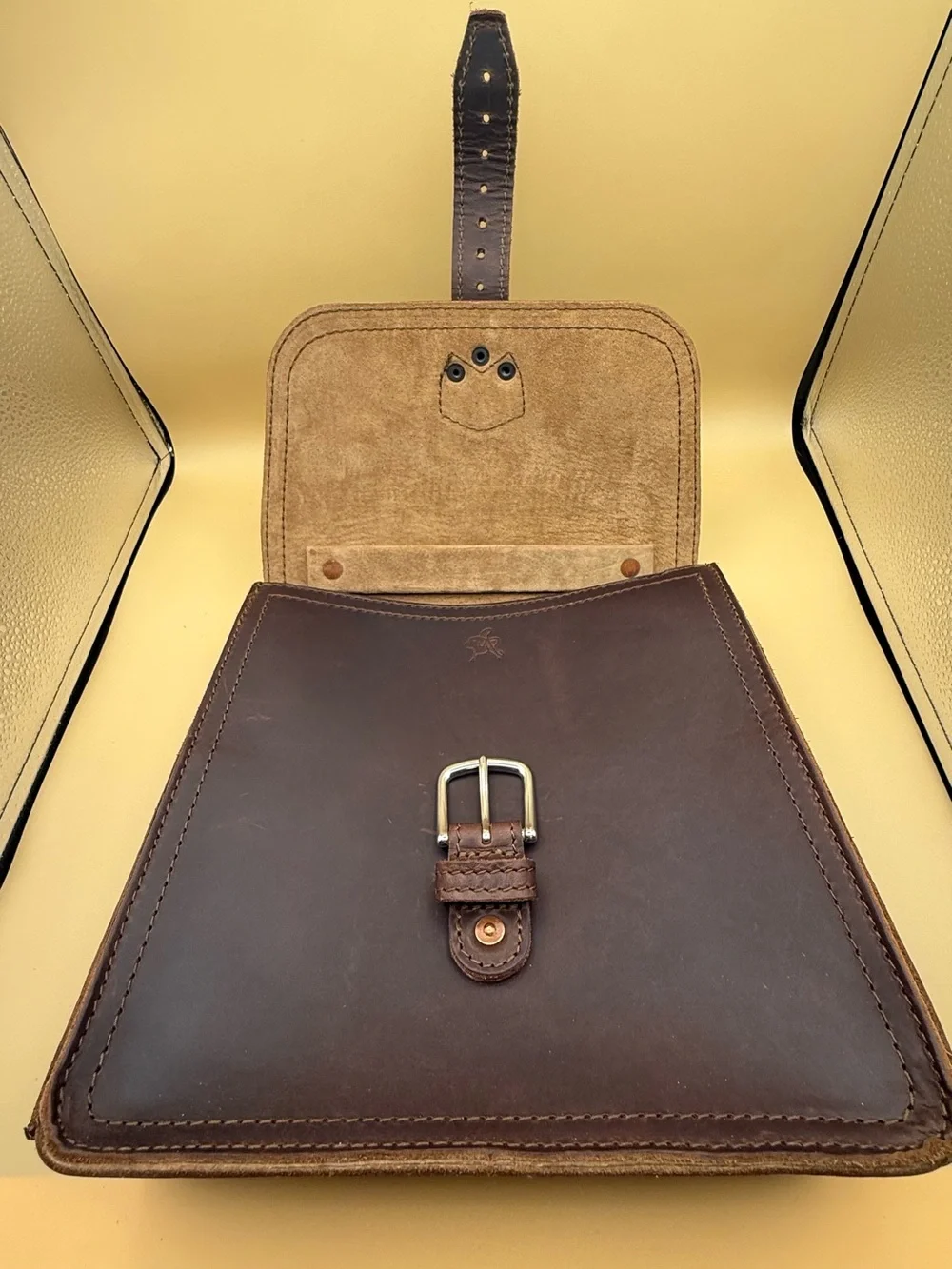 Saddleback Leather Indiana Satchel Dark Coffee Brown Blue Logo